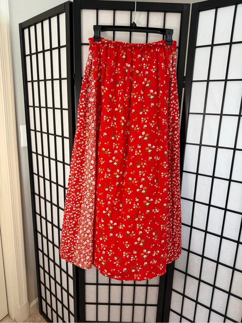 AEMI & Co x Mindy Mae’s Red Floral Melanie Maxi Skirt- Brand New Small - Picture 3 of 5